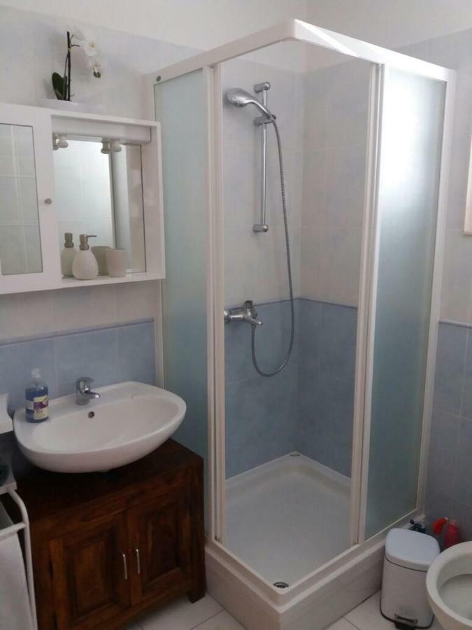 Apartment Kovacica Primošten Eksteriør bilde